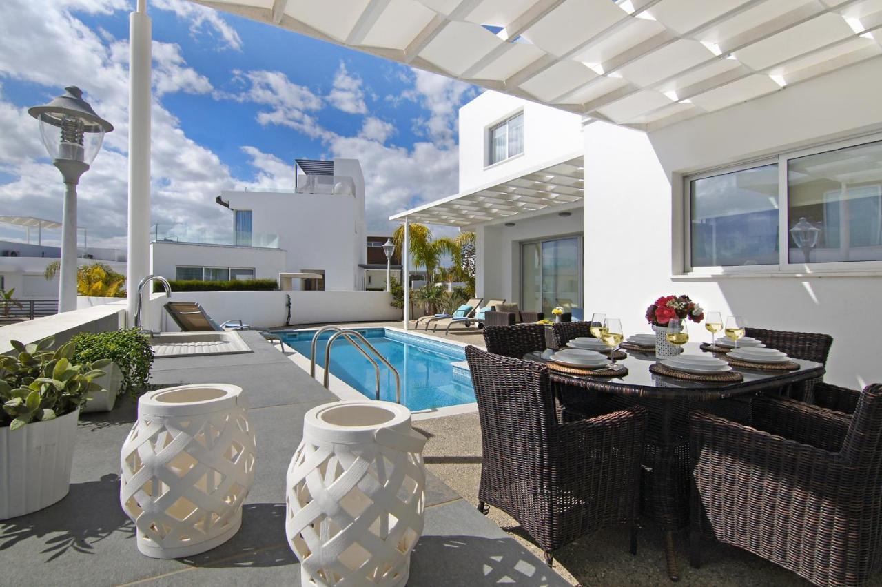 Villa Sunday Αγία Νάπα Εξωτερικό φωτογραφία